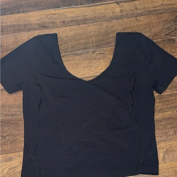 Lululemon Black Align Tee Size 8 - Picture 1 of 2